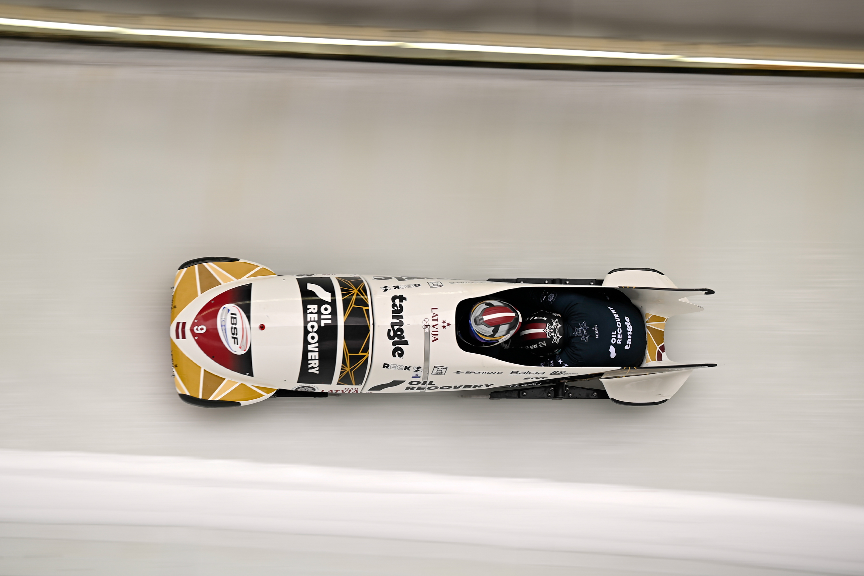 Kalenda / Miknis izcīna 8.vietu PK posmā Insbrukā