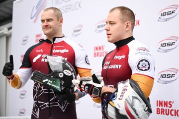 PK2 Insbruka > Divnieki