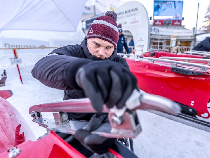 Klots izcīna piekto vietu Pasaules čempionātā parabobslejā